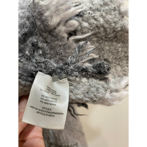 Wilfred Grey Charcoal 100% Wool Knit Scarf Wrap Shrunk? - Picture 4 of 4